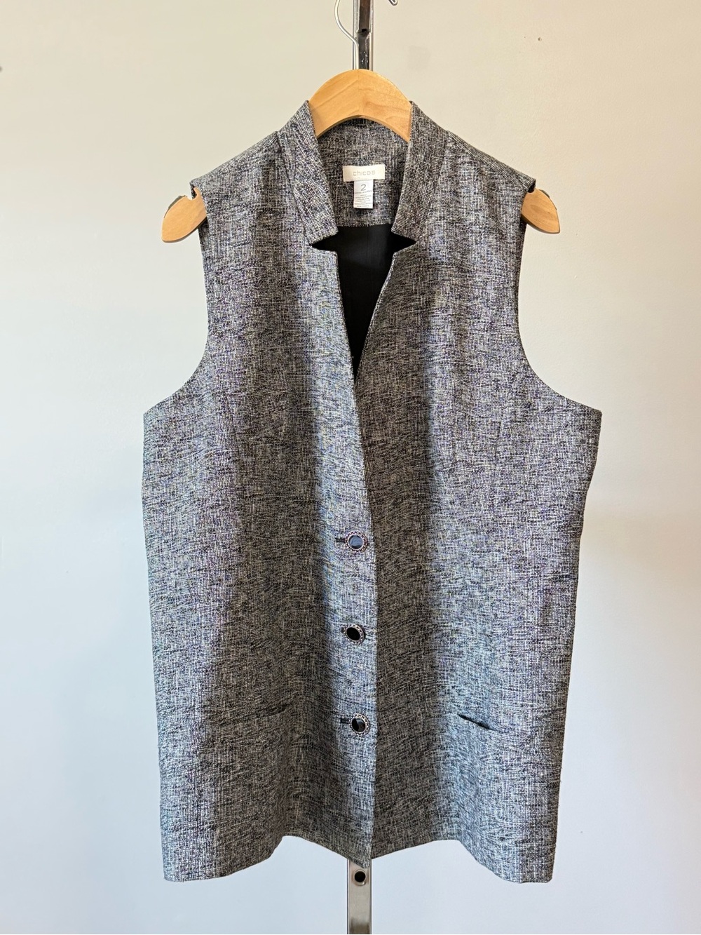 Chicos Metallic Tweed Vest Jacket Silver Gray Womens Size 2 L 12-14 Sleeveless